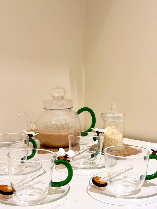 Blooming Luxe cup and kettle set