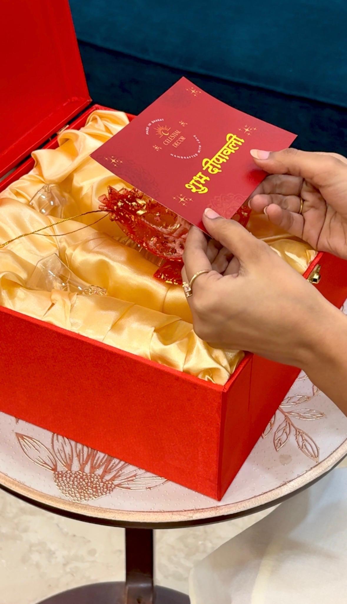 GIFT BOX  (LIMITED PIECES LEFT)