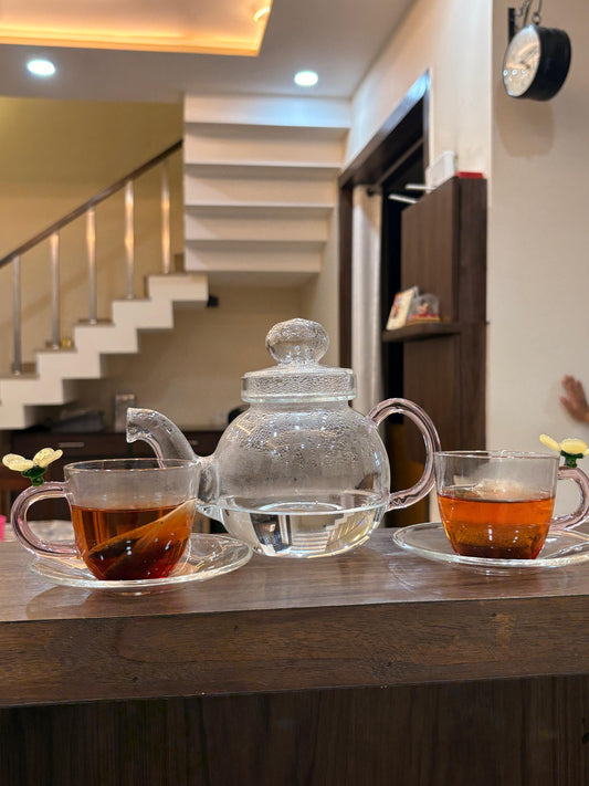 Blooming Luxe cup and kettle set